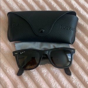 Tortoiseshell Polarized Ray-Ban Wayferer Glasses